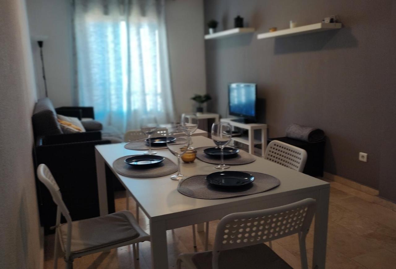 Yellow Duplex Free Parking And Terrace Apartament *